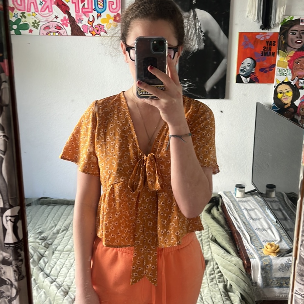 SHEIN Burt Orange and Floral Polyester Scoop Tie Crop Top